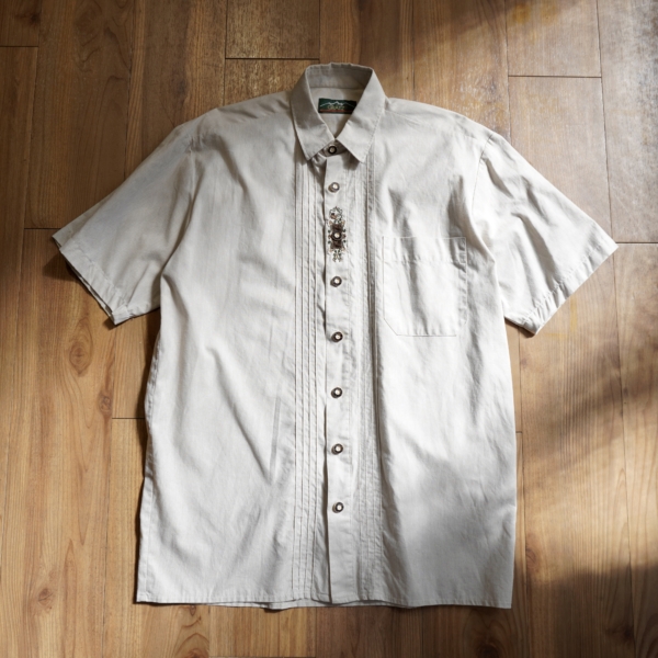 有関 ABOUT ☞ GRATZ Tyrolean Shirt 提洛爾襯衫 刺繡鳥類花 短袖