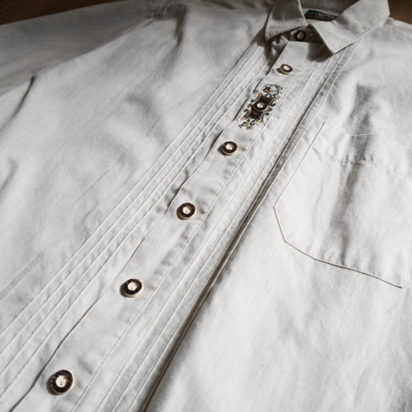 有関 ABOUT ☞ GRATZ Tyrolean Shirt 提洛爾襯衫 刺繡鳥類花 短袖：圖片 4