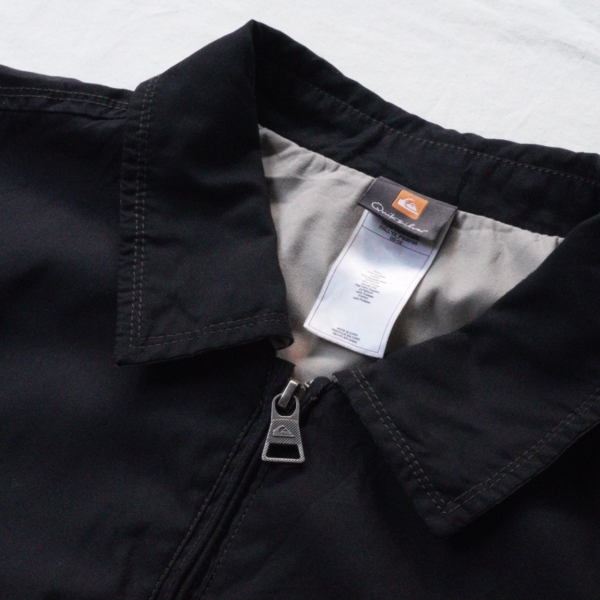 有関 ABOUT ☞ Quiksilver 內網布 通氣 夾克外套：圖片 3